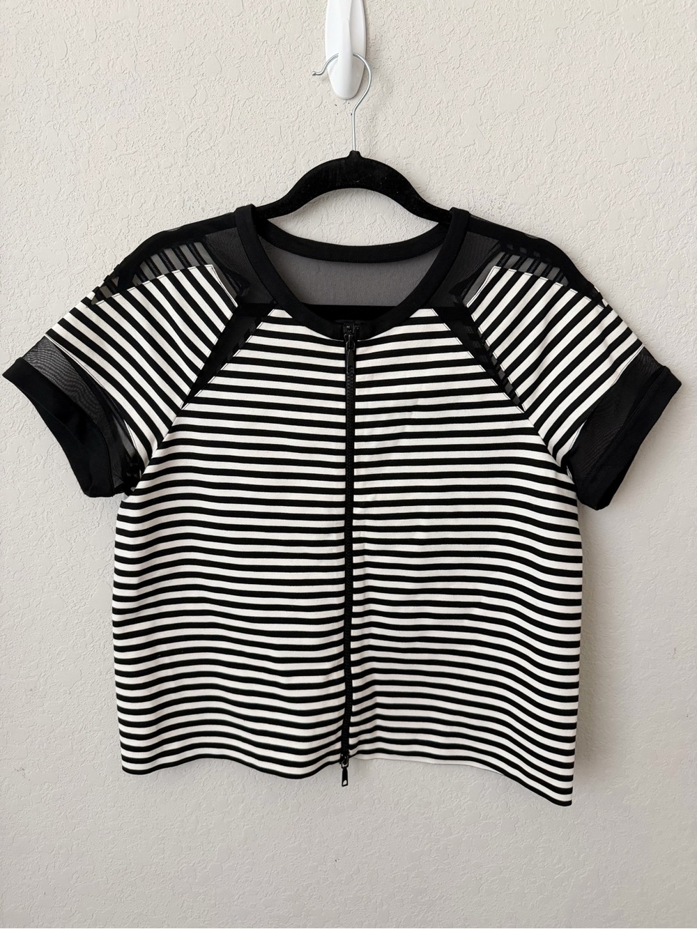 Lafayette 148 New York Black and cream Striped Zip-Front Short Sleeve Top Size M